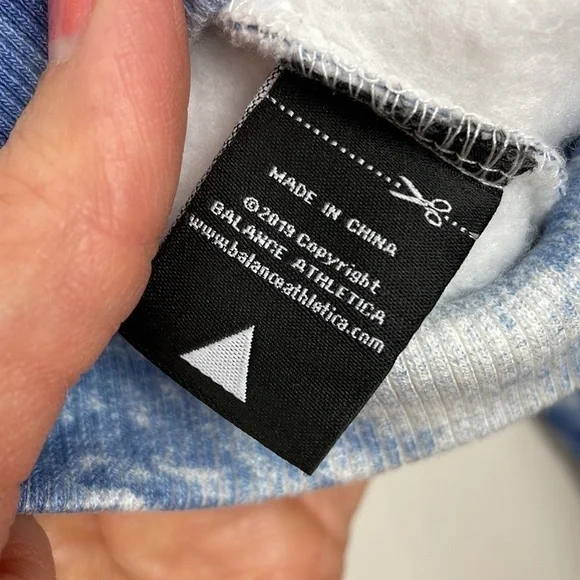 BALANCE Athletica Essence Crop Sweatshirt Sweater - Picture 6 of 9